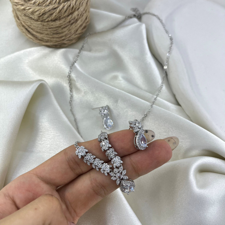 نیم ست زنانه جواهری